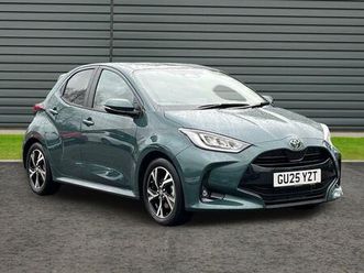 toyota yaris design hatchback's 1.5 vvt-h design e-cvt euro 6 (start/stop) 5dr