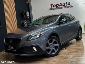 volvo v40 cross country d3 momentum