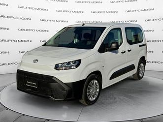 toyota proace city verso city verso 1.2 110 cv s&s short d lounge nuova a san lazzaro di savena