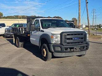 ** 2015 ford f-550 * 12 foot flatbed * 6.8l v8 * low miles 1 owner **