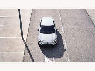 single motor extended range 69kwh core auto 5dr