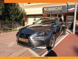 lexus is my20 300h pack business 223cv parfait état suivi 100% lexus
