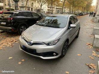 toyota auris hsd 136h tendance