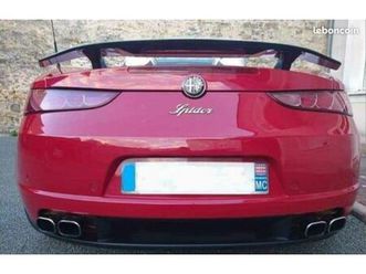 alfa romeo spider