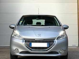 peugeot 208 1.6 e-hdi 115 allure 89000 kms