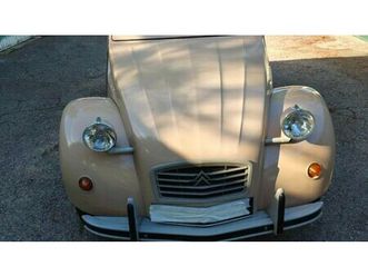 1982 citroen 2cv beige manuel, 4 vitesses conduite à gauc...