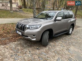 toyota land cruiser prado 2023