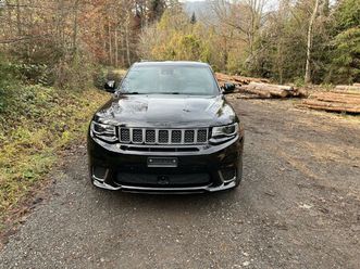 grand cherokee 6.2 v8 hemi trackhawk