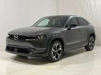 17,8kwh r ev phev exclusive line