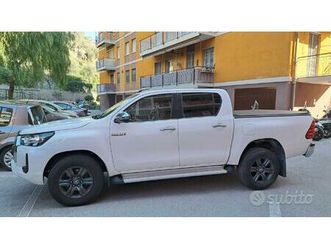 toyota hilux hilux 2.4 d-4d double cab executive 4
