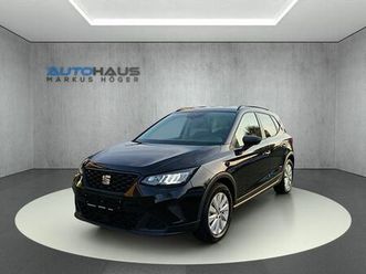 seat arona 1.0 tsi style+navi+pdc+ahk+winter-paket+le