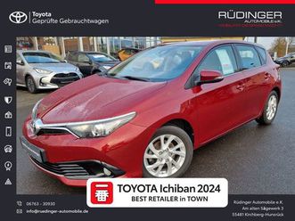 toyota auris 1.2l turbo comfort + navi + ahk