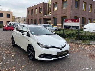 toyota auris 1.8 hybride 136h executive