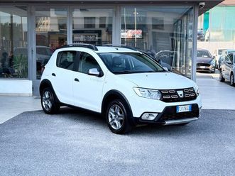 stepway 1.5 diesel 90cv e6 neo. - 2017