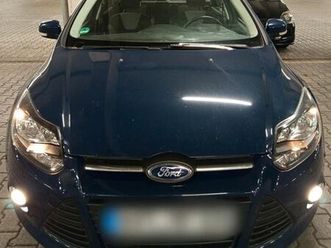 ford focus 2012 benzin _ersta hand_ neu tü...