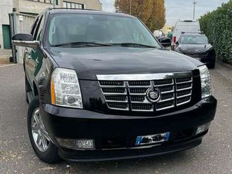 escalade 6.2 v8 sport luxury auto