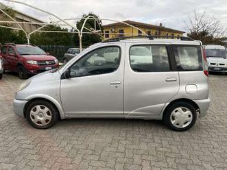 toyota yaris verso 1.3 sol