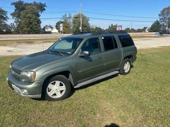 2003 chevy trailblazer ext lt (3rd row seating)