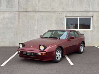 944
