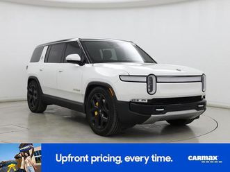 used 2023 rivian r1s adventure quad-motor large