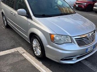 lancia voyager 2.8 turbodiesel gold 163 cv