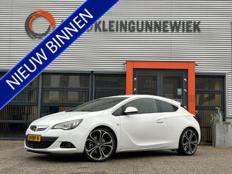 opel astra gtc 1.4 turbo sport / navi / parkeersensoren v+a / bleutooth / cruise control /