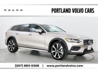new 2026 volvo v60 cross country b5 ultra