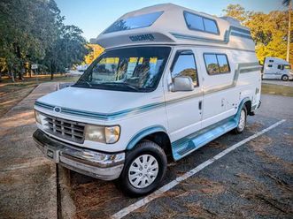 coachman class b - camper van - zero rust