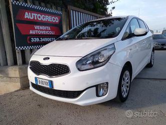 kia carens 1.7 crdi 115 cv class 7posti
