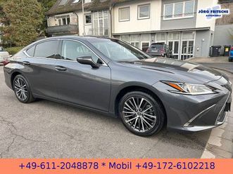 lexus es 300h *style-edition*premium-navi*service neu*