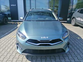 kia ceed sw cd 1,5 t-gdi gpf top