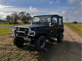vends jeep wrangler yj