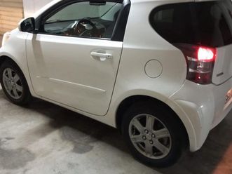 toyota iq 5lug julho/09