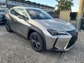 lexus ux 300h urban