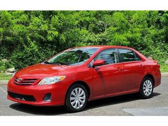 2013 toyota corolla le commuter classic!