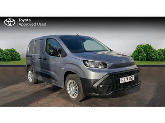 2024 toyota proace city 1.5d 100 icon van