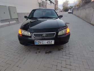 toyota camry an. 2000