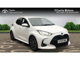 toyota yaris design hatchback's 1.5 vvt-h design e-cvt euro 6 (start/stop) 5dr