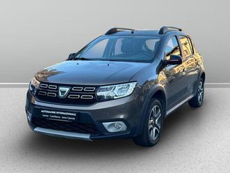 dacia sandero stepway 0.9 tce turbo gpl 90 cv s&s techroad del 2019 usata a varese