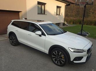 volvo v60 cross country b4d awd aut cross country pro