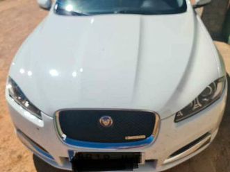 jaguar - xf