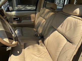 1990 lincoln town car cartier