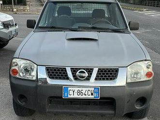 nissan navara d22