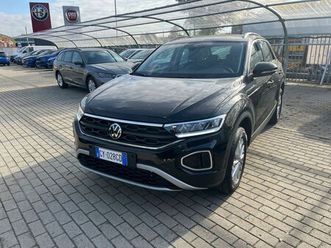 volkswagen t-roc 1.5 tsi life nuova a milano