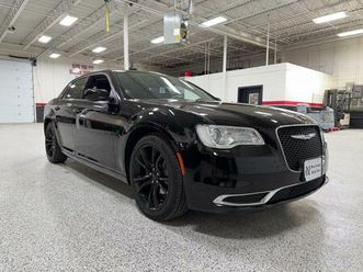 used 2018 chrysler 300 touring
