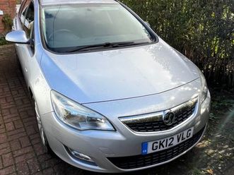 vauxhall, astra, estate, 2012, manual, 1686 (cc), 5 doors