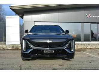 lyriq sport 102 kwh awd