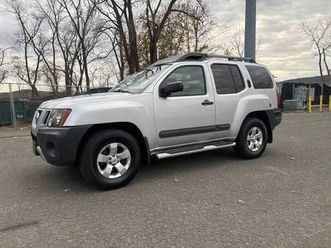 (no dlr fee) 2013 nissan xterra s 4x4 ( we finance)