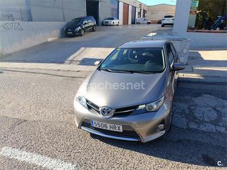 toyota auris 1.8 140h hybrid advance