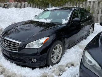 2012 infiniti m37 x